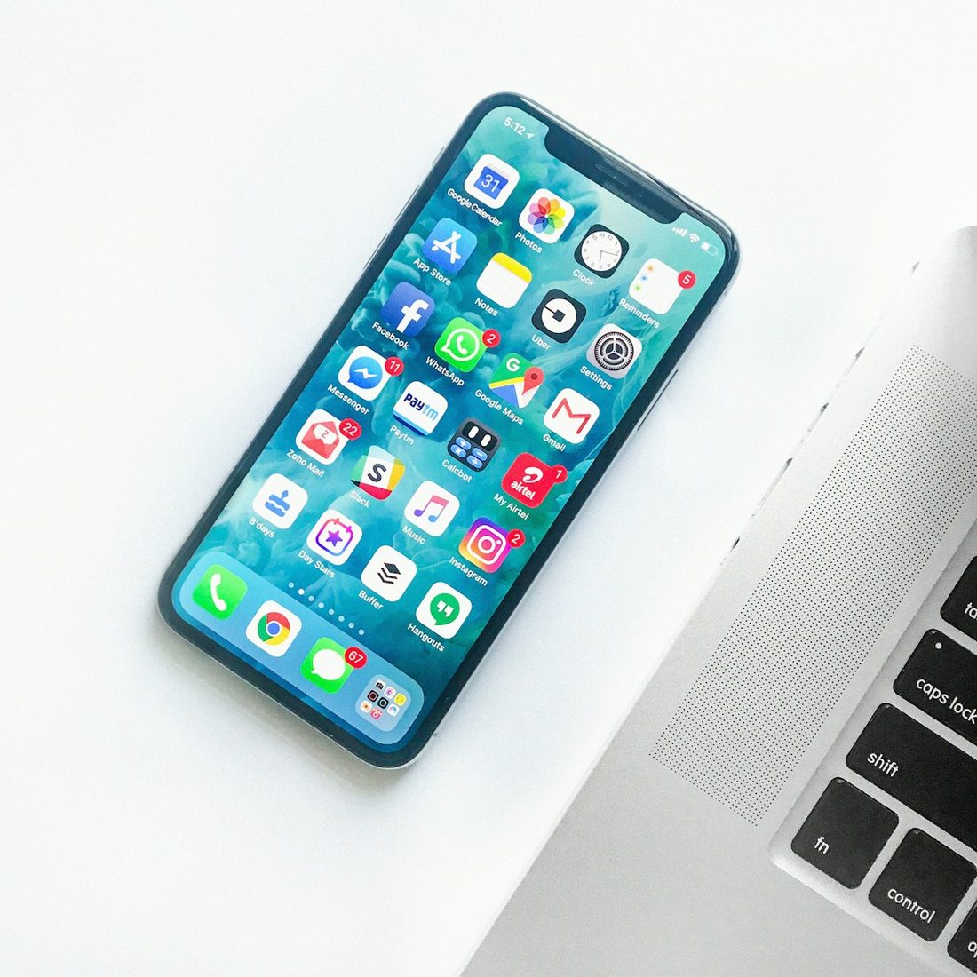 华体会娱乐 APP 赛程与赛事列表界面示意